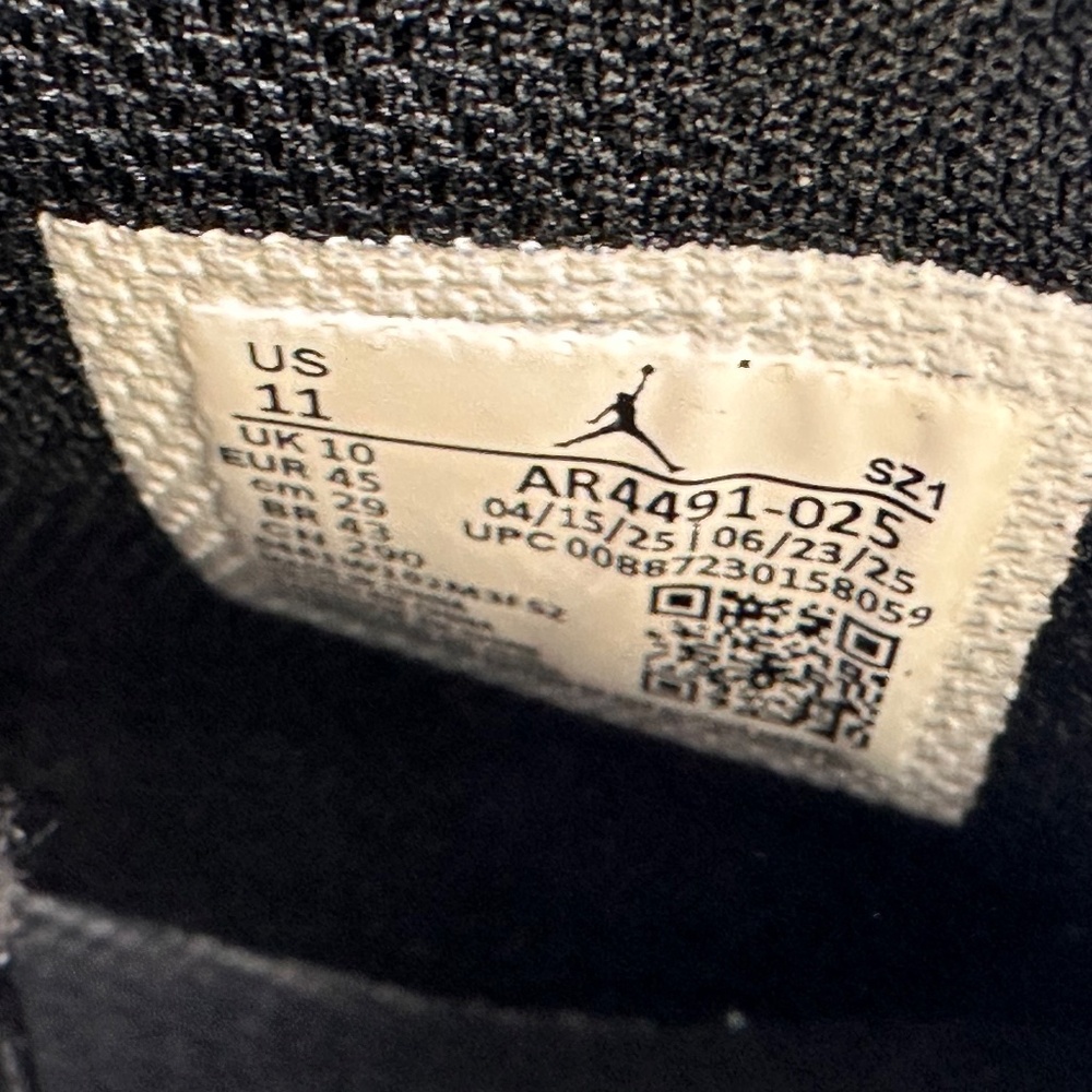 Nike Air Jordan 9 Retro Boots Shoes - Black/ Gum Light Brown (AR4491-025) New - Picture 12 of 13
